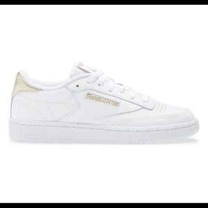 REEBOK CLUB C 85 SNEAKER - women’s size 9